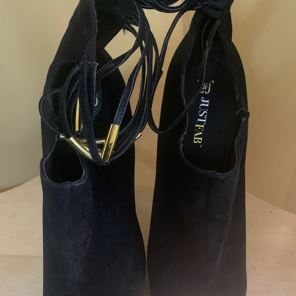 JustFab Black Suede Heels